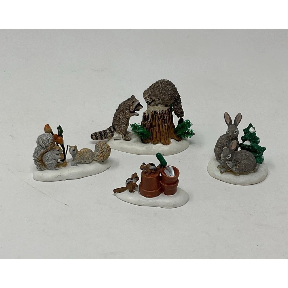 Dept 56 Village Accessories Friendly Neighbors 4 Piece Set 4020251 Christmas